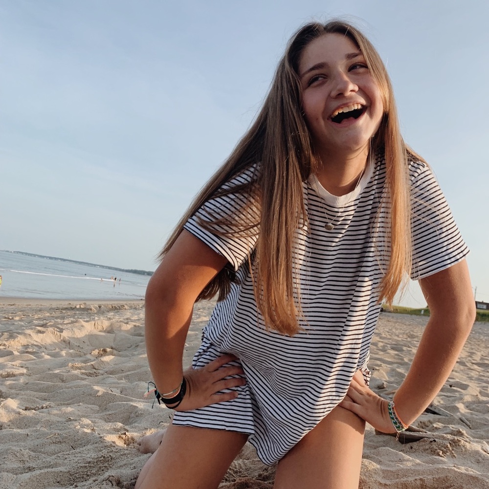 Meet your Posher, Ella